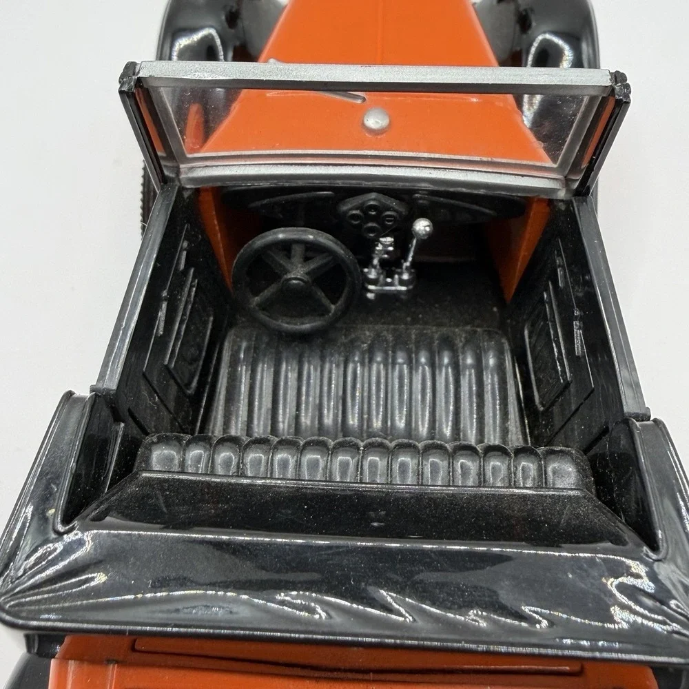 Harley Davidson 1929 Ford Model A Roadster 1:25 Coin Bank Car Milwaukee Or Bust!